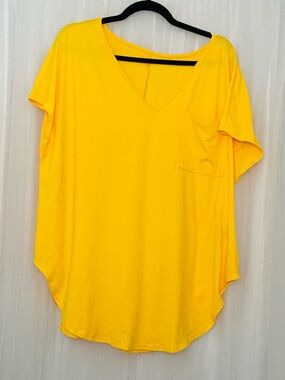 SHEIN Sunny Yellow V-Neck Pocket Short Sleeve Tee